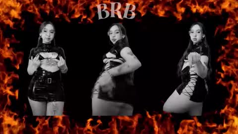 Snapshot of scarlett__cooper__ chatting on 12.18.25 Scarlett online show from 12.18.25