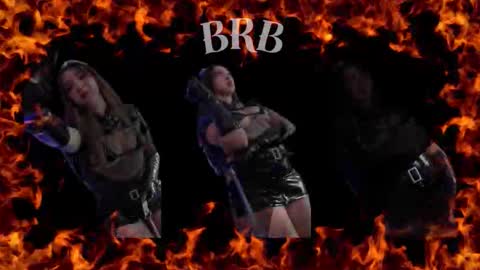 Snapshot of scarlett__cooper__ chatting on 12.20.25 Scarlett online show from 12.20.25