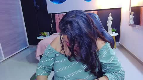  SCARLETT online show from 04.24.26