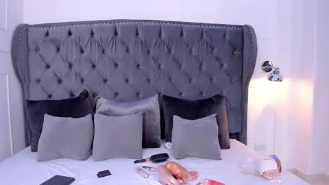    online show from 10.16.25