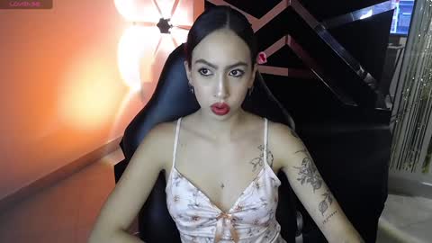 Snapshot of scarlett_buttock chatting on 01.18.25 Scarlett online show from 01.18.25