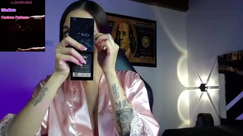 Snapshot of scarlett_buttock chatting on 02.11.25 Scarlett online show from 02.11.25