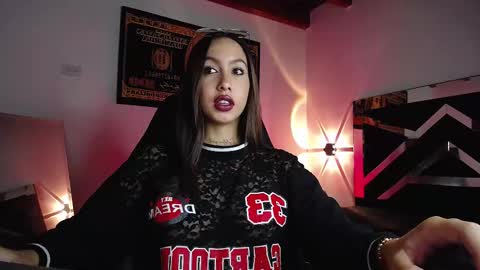 Snapshot of scarlett_buttock chatting on 09.22.25 Scarlett online show from 09.22.25