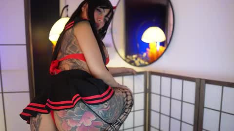 Snapshot of scarlett_collins01 chatting on 09.22.25 Scarlett Collins online show from 09.22.25
