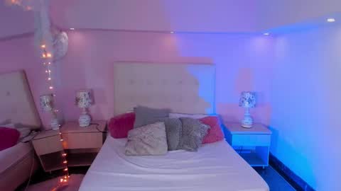 Scarlett  online show from 03.04.25