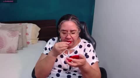 Snapshot of scarlett_duboi1 chatting on 03.09.26 Scarlett online show from 03.09.26