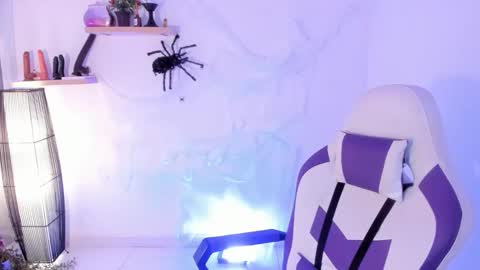 Snapshot of scarlett_enjoy1 chatting on 10.15.25 scarlett_enjoy1 online show from 10.15.25