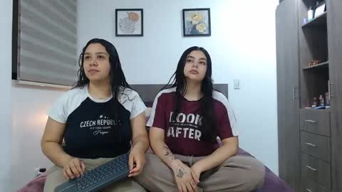Scarlett and Jazmin online show from 05.06.26