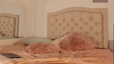 Snapshot of scarlett_grand chatting on 02.10.25 Scarlett Grand online show from 02.10.25