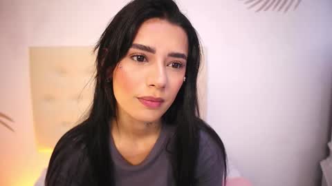 Lauren Scarlett online show from 11.10.25