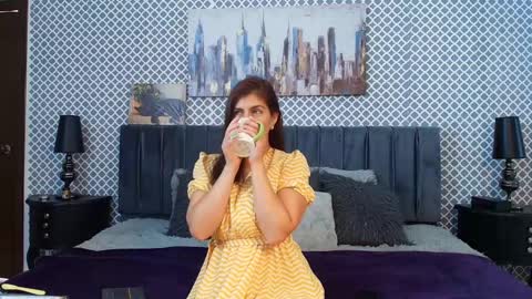 Snapshot of scarlett_moore_ chatting on 03.08.25 Scarlett online show from 03.08.25