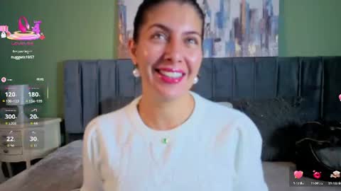 Snapshot of scarlett_moore_ chatting on 06.12.26 Scarlett online show from 06.12.26