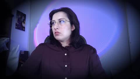 Snapshot of scarlett_sen chatting on 05.26.26 Mistress Scarlett online show from 05.26.26