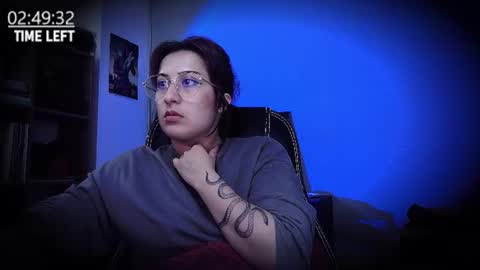 Snapshot of scarlett_sen chatting on 06.16.26 Mistress Scarlett online show from 06.16.26