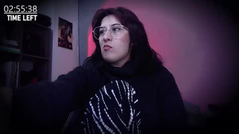 Snapshot of scarlett_sen chatting on 06.17.26 Mistress Scarlett online show from 06.17.26