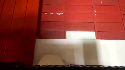 Isabella online show from 10.18.25