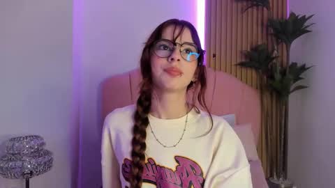 scarlett smith 3 online show from 12.16.25