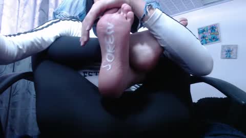 Snapshot of scarlett_vonrose chatting on 04.11.26 Scarlett Von Rose online show from 04.11.26