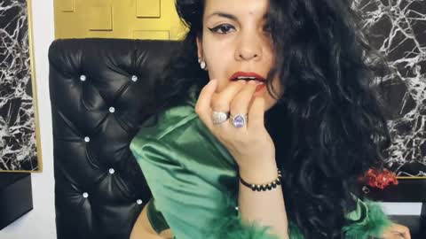 Scarlett online show from 12.20.24