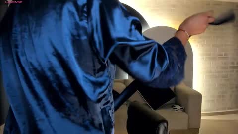 Scarlett online show from 12.16.25