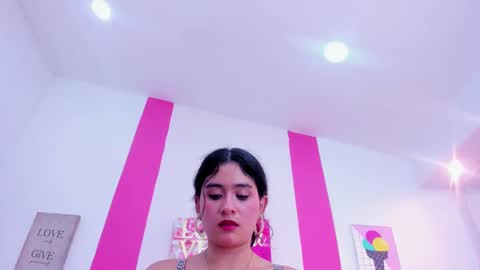 Scarlette  online show from 02.25.25