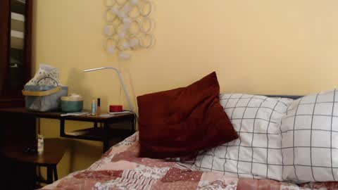 Snapshot of scarlettford chatting on 02.03.25 Scarlett online show from 02.03.25