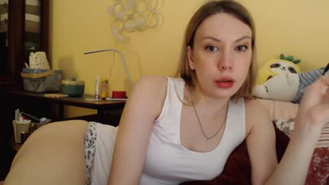 Snapshot of scarlettford chatting on 02.08.25 Scarlett online show from 02.08.25