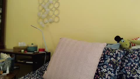 Snapshot of scarlettford chatting on 03.05.25 Scarlett online show from 03.05.25