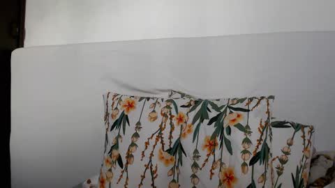 Snapshot of scarlettford chatting on 10.07.25 Scarlett online show from 10.07.25