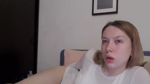 Snapshot of scarlettford chatting on 11.03.25 Scarlett online show from 11.03.25