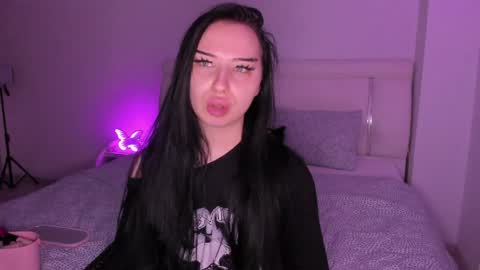 scarlettjakobs online show from 05.20.26