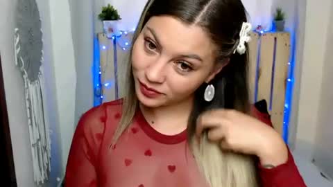 Snapshot of scarlettjoyy chatting on 09.11.25 scarlettjoyy online show from 09.11.25