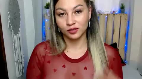 Snapshot of scarlettjoyy chatting on 10.06.25 scarlettjoyy online show from 10.06.25