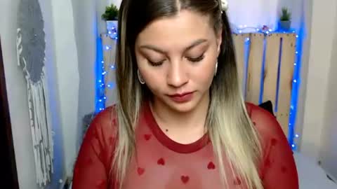 Snapshot of scarlettjoyy chatting on 10.16.25 scarlettjoyy online show from 10.16.25