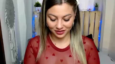 Snapshot of scarlettjoyy chatting on 10.30.25 scarlettjoyy online show from 10.30.25