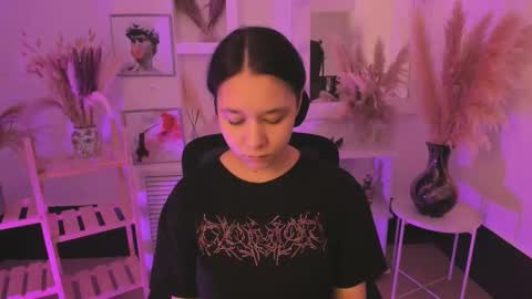 Snapshot of scarlettmurr chatting on 09.24.25 scarlettmurr online show from 09.24.25