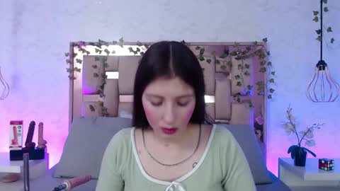 Scarlet online show from 09.12.25