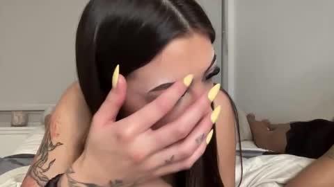 Snapshot of scarlettvle chatting on 05.05.26 Scarlett online show from 05.05.26