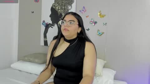 Snapshot of scarlettwhitmore chatting on 09.30.25 Scarlett Whitmore online show from 09.30.25