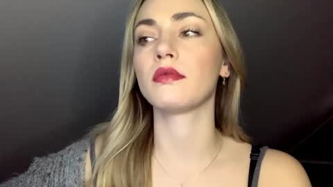 ScarlettxBlonde online show from 05.18.26