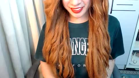 Queen Scarlet online show from 03.16.26