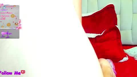 Snapshot of scarlleth_1 chatting on 03.05.25 scarllet online show from 03.05.25