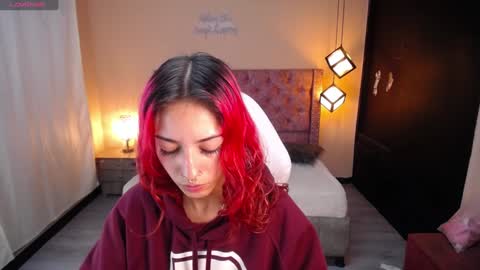 Scarllett online show from 01.14.25