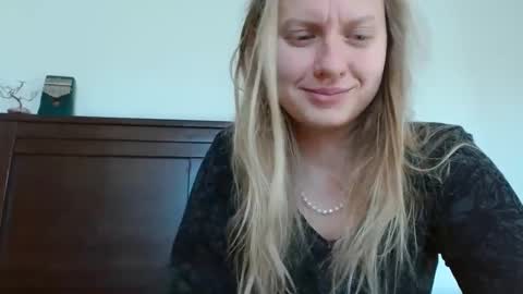Snapshot of scartit chatting on 01.08.25 ScarTit Bernhard online show from 01.08.25