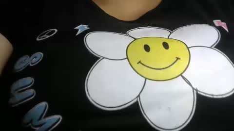 Snapshot of schoco_milf chatting on 09.16.25 mai latina online show from 09.16.25