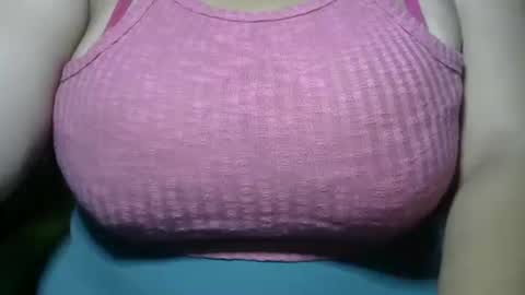 Snapshot of schoco_milf chatting on 06.03.26 mai latina online show from 06.03.26