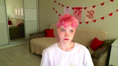 Rina online show from 09.17.25