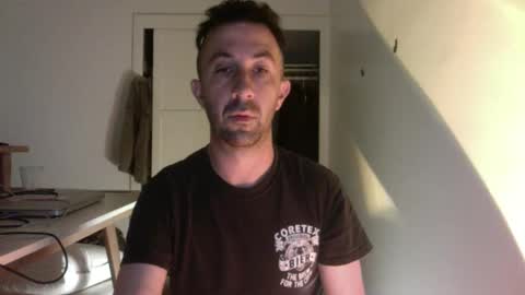 Snapshot of schwanzundbooty chatting on 11.20.25 Hans Hammer online show from 11.20.25