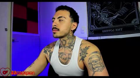 Snapshot of scockpion_ chatting on 10.14.25 Alejandro help me to reach 200 thumps up online show from 10.14.25