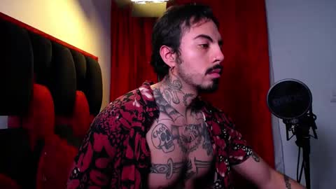 Alejandro help me to reach 200 thumps up online show from 05.19.26